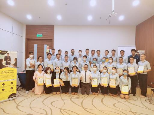 Quản lý cấp trung - Bệ phóng của người đi làm