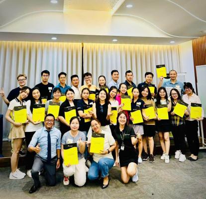LIBERTY INSURANCE x KaF EDUCATION : Tiếp tục cho  chuyên đề lớp kế tiếp ”Giao tiếp dịch vụ khách hàng”.